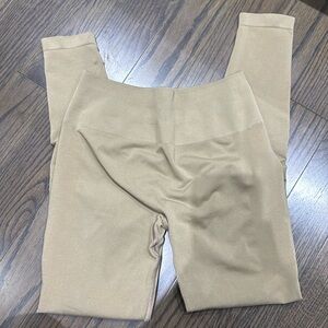 Alphalete Amplify Leggings